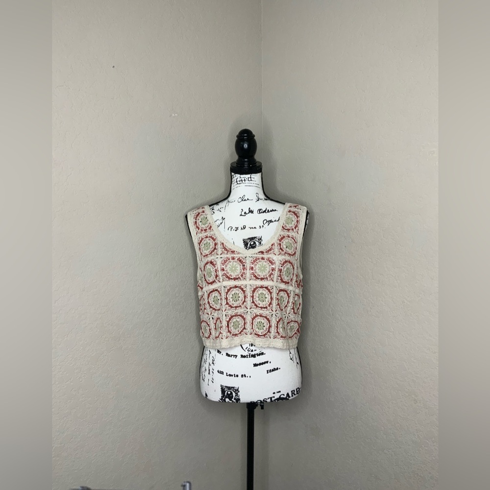 #55 NWOT Rachel Zoe Crocheted Cropped Tank Top S/M